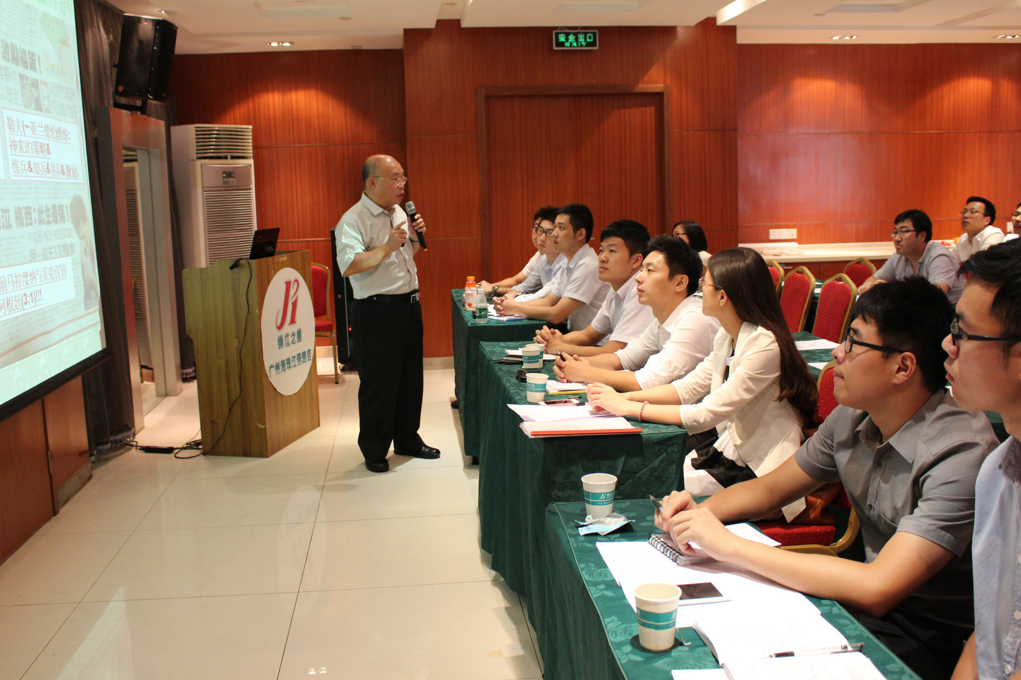 Z6��������ʱ���й������ٷ���վ