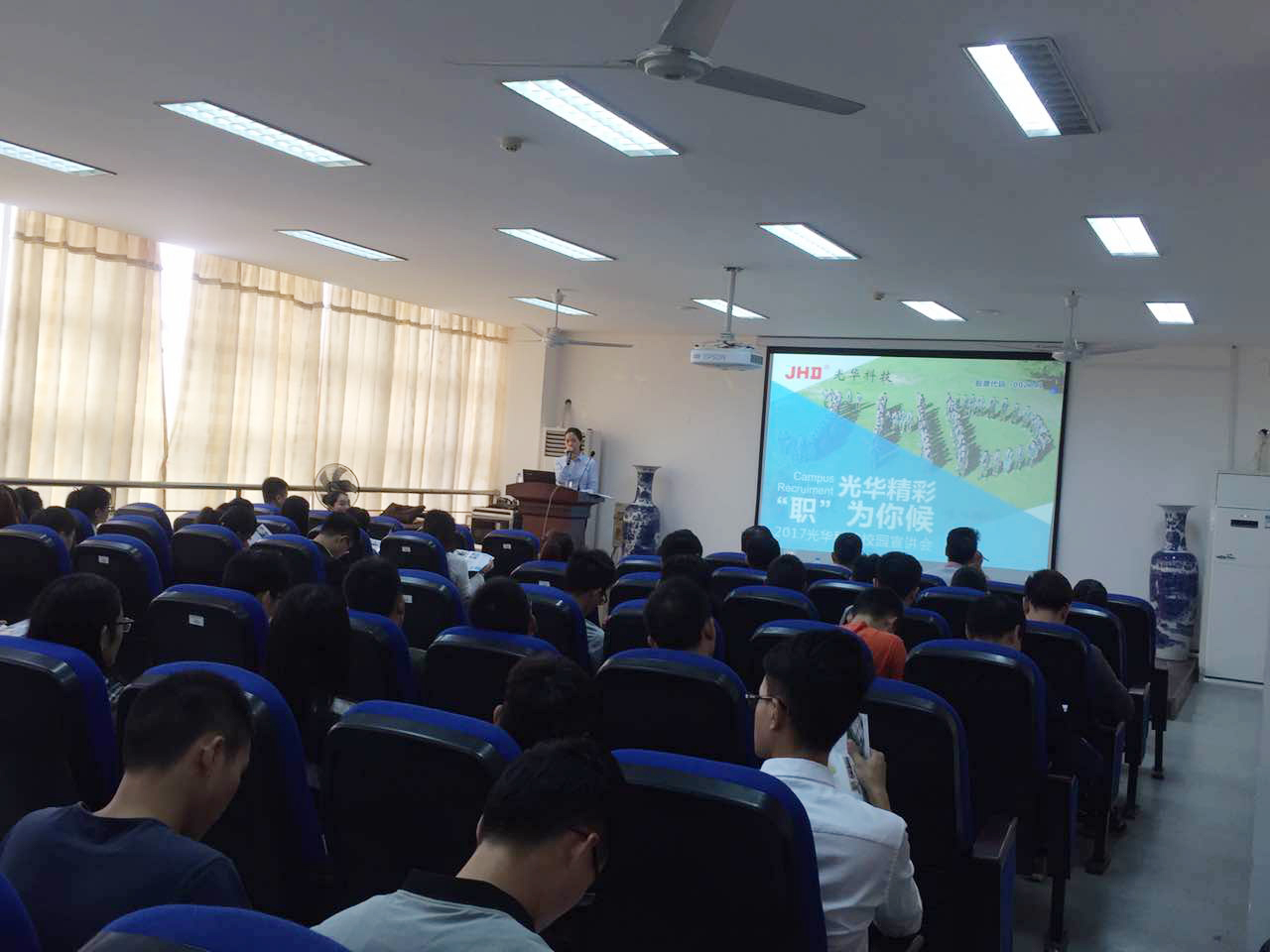 Z6��������ʱ���й������ٷ���վ