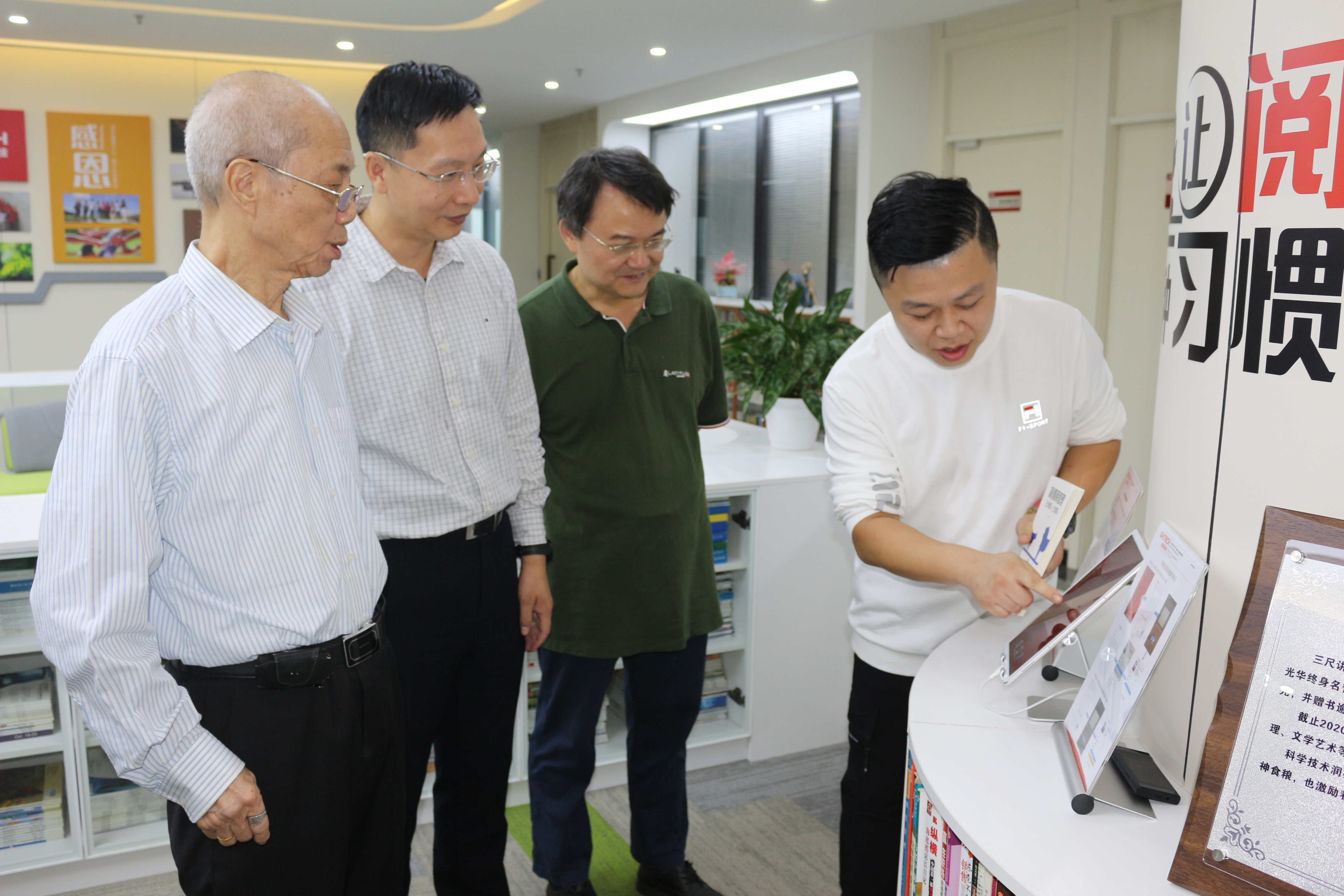 Z6��������ʱ���й������ٷ���վ