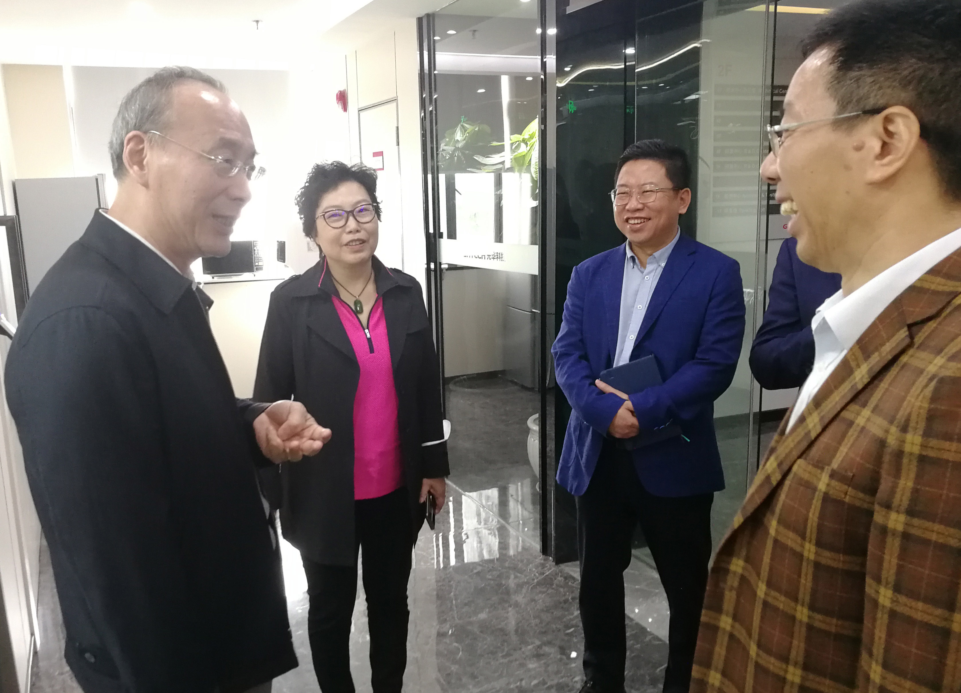 Z6��������ʱ���й������ٷ���վ